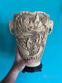 Vaso cinese in resina / vintage