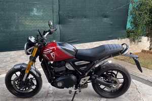 Triumph Speed 400 (08/2024)