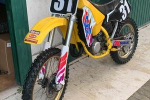 Suzuki rm 125