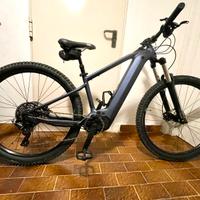 Bici MTB elettrica Rockrider E-EXPL 520 blu 29”