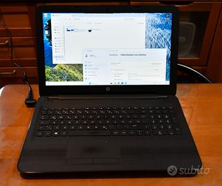  Notebook pc portatile 15" HP Pavillon A10 Radeon 