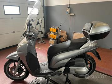 Scooter  Honda SH 300 km 25000