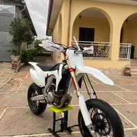 Honda CRF 450 motard TARGATO
