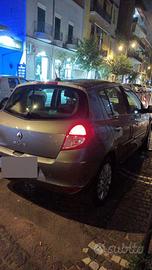 CLIO 1.5 D 2011 235milakm (orario dopo le 18.00)
