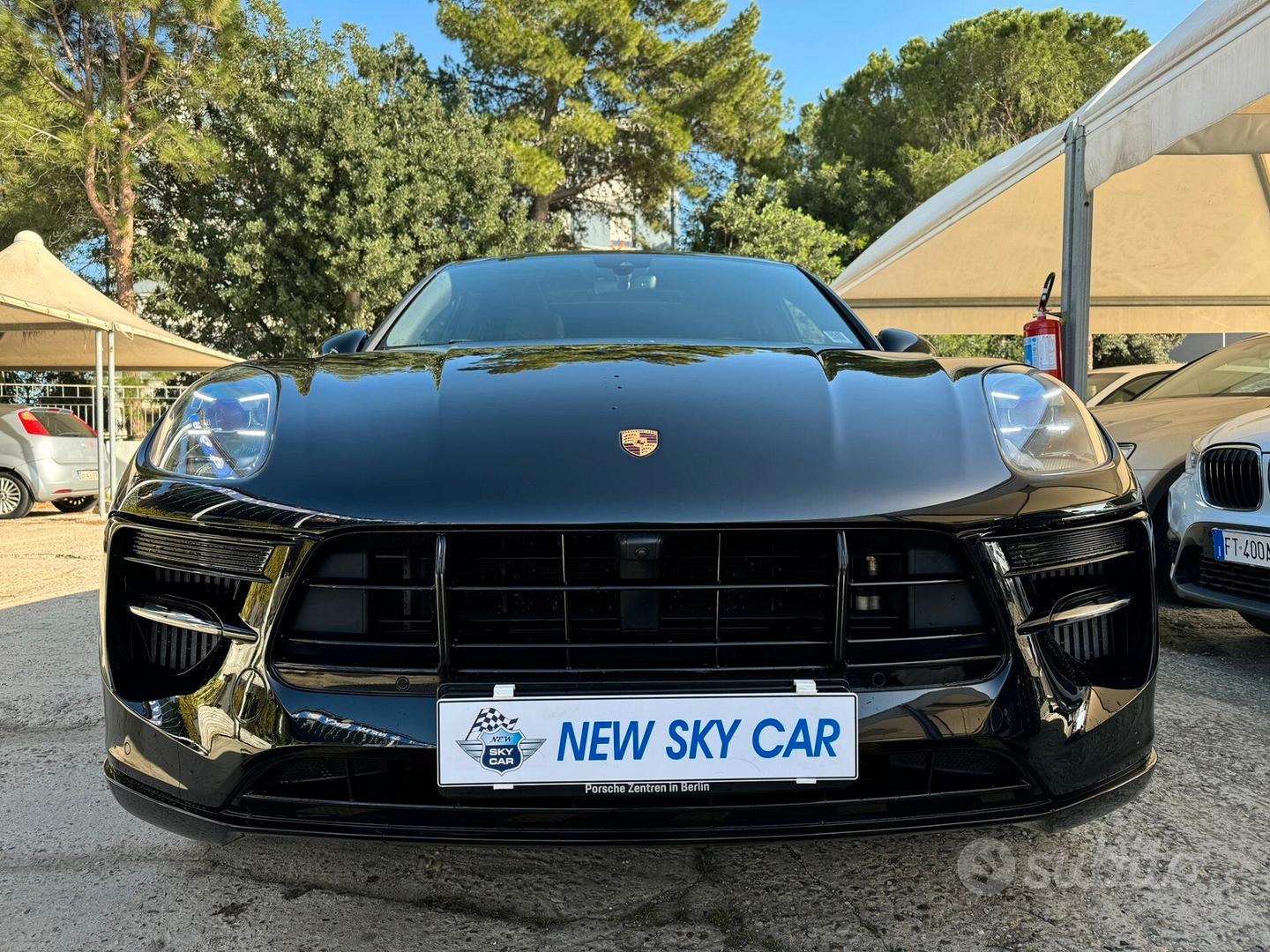 Porsche Macan 2021 photo 2