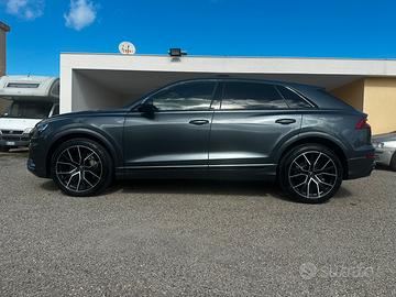 Audi Q8 50 tdi sline sport