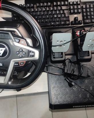 Simulatore thrustmaster t248 con pedaliera