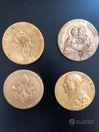 Medaglie commemorative papa Benedetto XVI