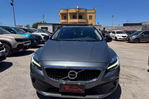 VOLVO V40 Cross Country D2 Style Plus