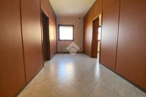 UFFICIO A SANT'ILARIO D'ENZA