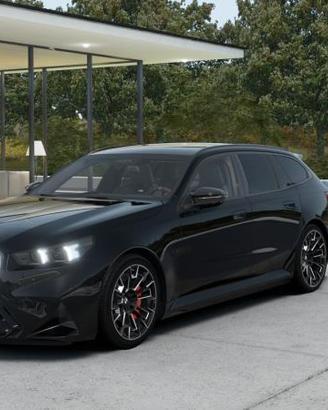 BMW M5 Touring 4.4 727cv auto