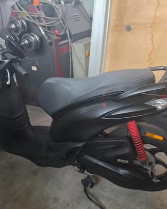 Piaggio Liberty S 55 i-get - Come Nuovo - Solo 8.