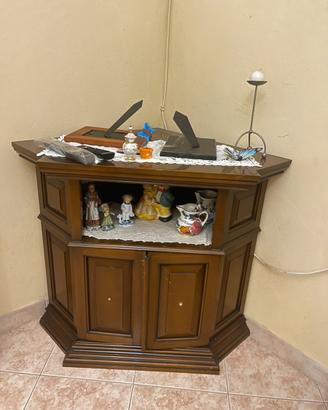 Mobile angolare in legno