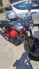 Moto Guzzi V7 RACER VERSIONE LIMITATA