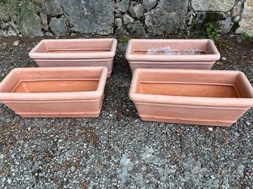 4 vasi di plastica 60 cm