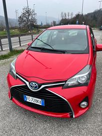 Toyota Yaris 1.5 Hybrid 5 porte Business