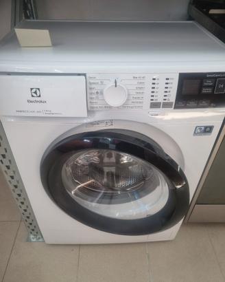 Lavatrice Electrolux 6 kg bianca #msorpjfq