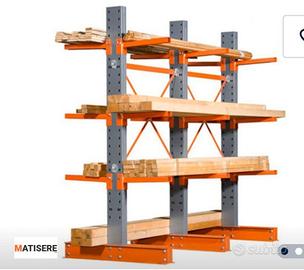 Scaffalatura pesante a 3 livelli