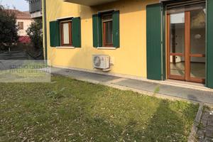 Mini appartamento al piano terra con giardino