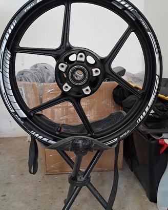 Cerchio anteriore per Kawasaki da 17" 