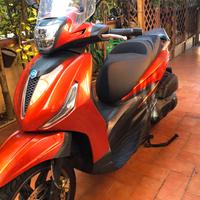 Piaggio Beverly 400 - 2021