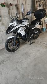 Benelli Trk 502x