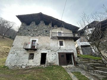 CASA INDIPENDENTE A LOCANA