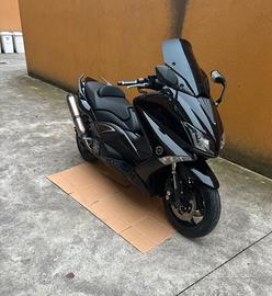 Yamaha tmax 530