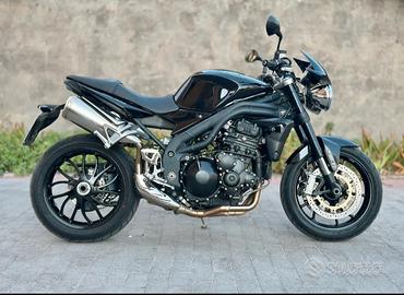 Tryumph Speed triple 1050 anno 2010