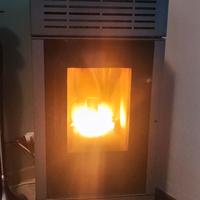 Stufe a pellet ventilate