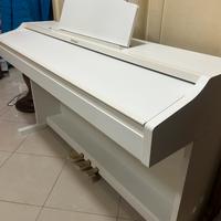 Pianoforte Roland