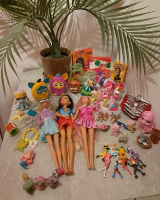 Lotto giocattoli per bambina bambole santoro ecc.