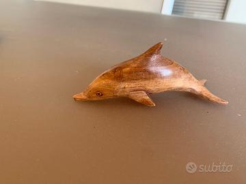 Delfino in legno