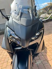 YAMAHA TMAX 560 25TH ANNIVERSARY