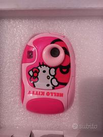 Hello kitty macchina fotografica