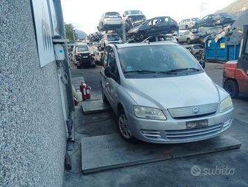 FIAT MULTIPLA 1.9 TD 2006 186A9000  PER RICAMBI