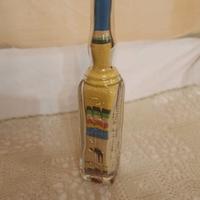 bottiglietta souvenir con sabbia artistica colorat