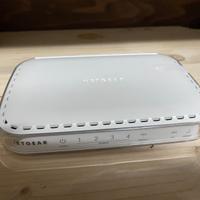 Modem Router Wireless Netgear DG834G v5 | 4 Porte