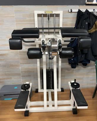 STANDING GLUTEUS TECHNOGYM