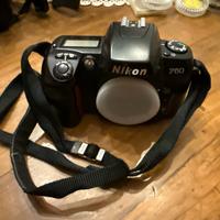Macchina fotografica NIKON F60