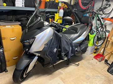 Yamaha Xmax 400
