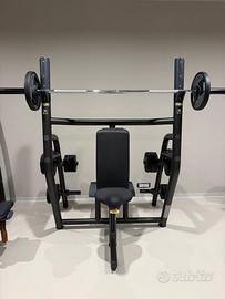 TECHNOGYM MILITARY PRESS BENCH
