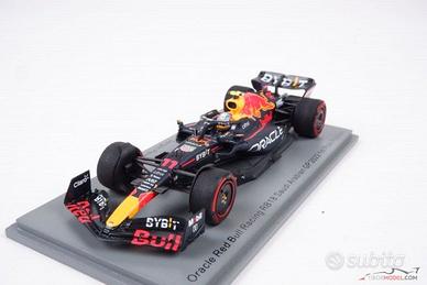 RedBull RB18 Sergio Perez #11 Spark 1:43 Formula 1