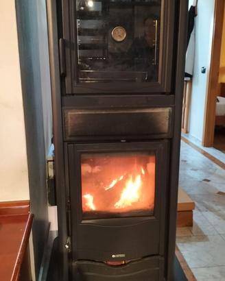 STUFA a Legna con Forno