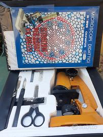 microscopio didattico konus 