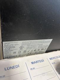 Server HP ProLiant ML350e Gen8 v2 usato