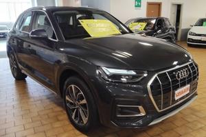 AUDI Q5 40 TDI quattro S tronic Business Advance