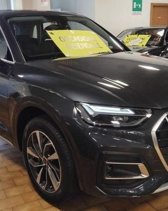 AUDI Q5 40 TDI quattro S tronic Business Advance