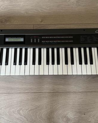 ROLAND Alpha Juno 2
