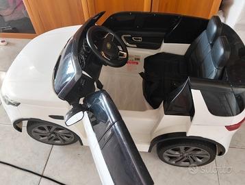 Auto elettrica per bambini RANGE ROVER DA RIPARARE